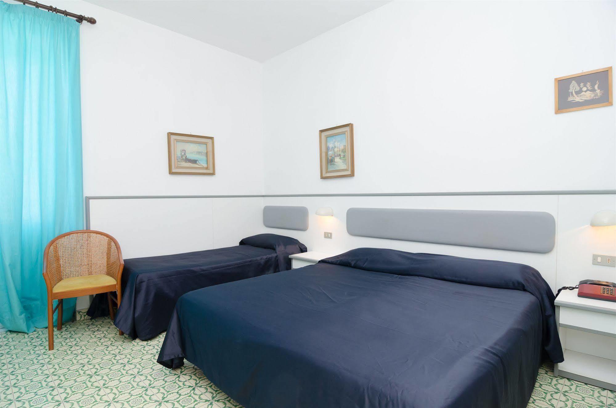 Hotel Flora Wellness & Beauty Ischia Buitenkant foto