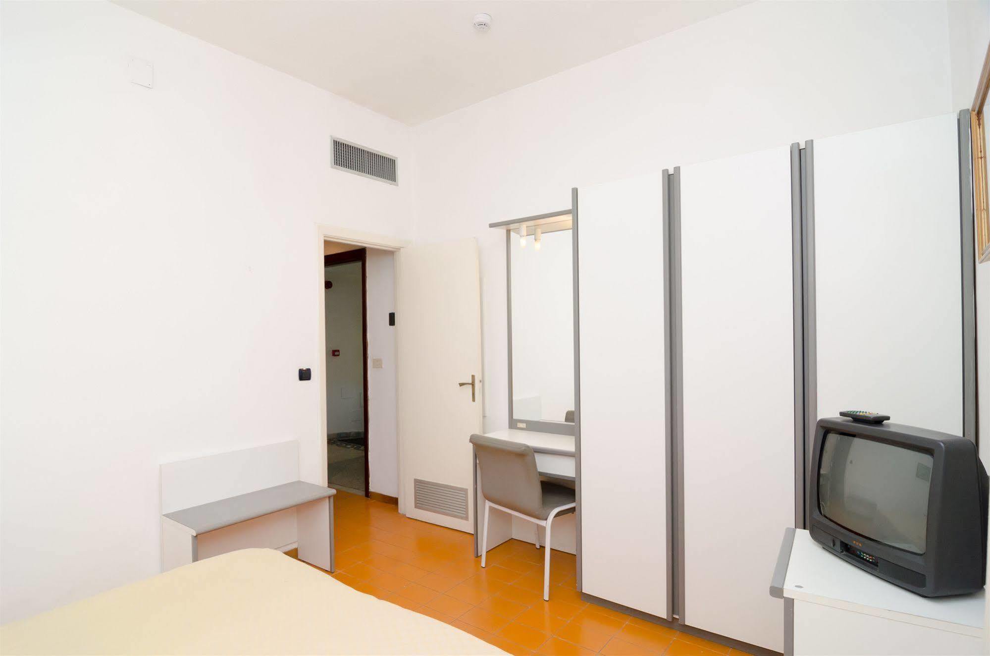 Hotel Flora Wellness & Beauty Ischia Buitenkant foto
